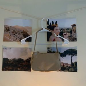 Small Baguette purse free with a bundle!